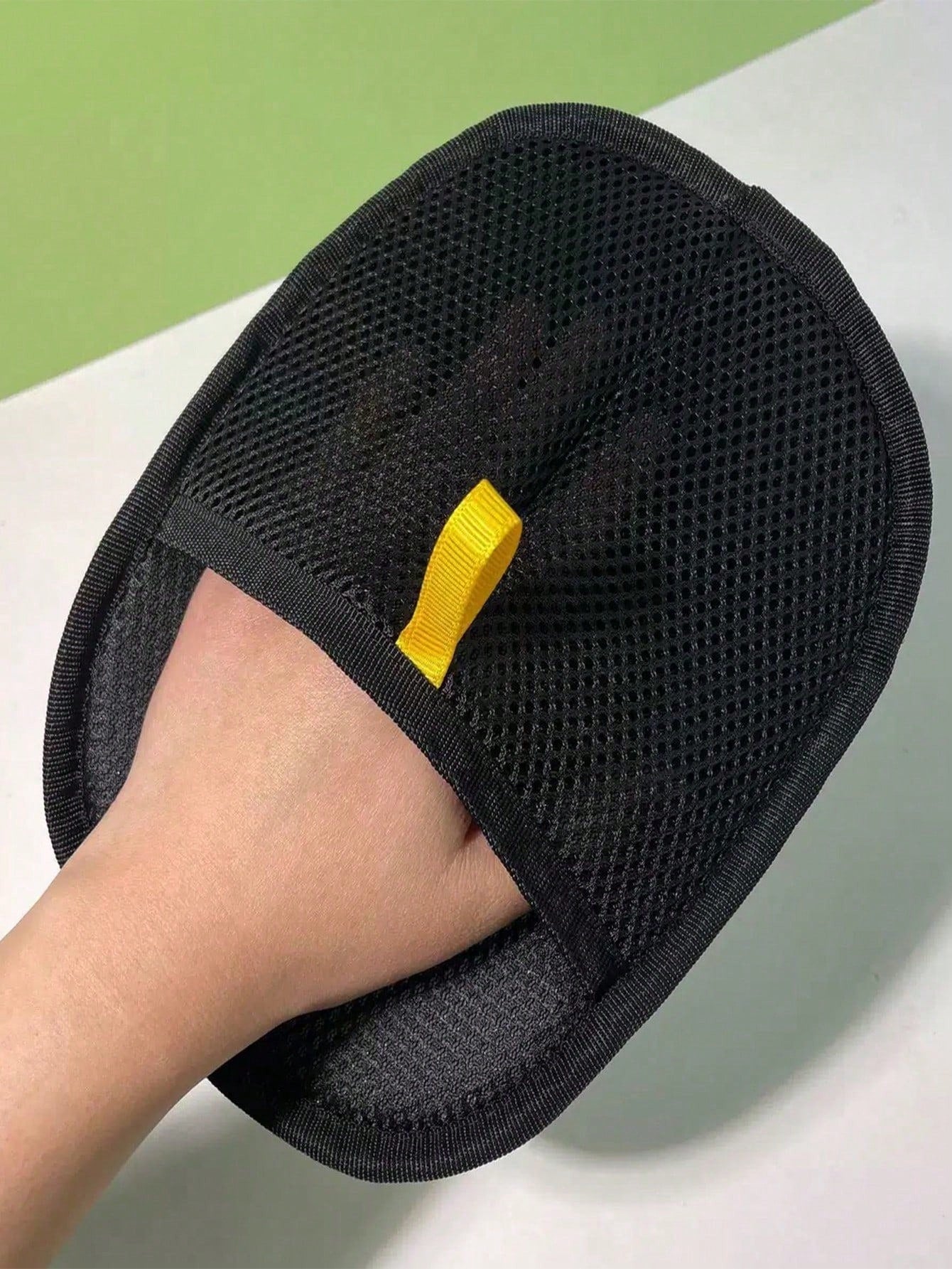 Anti‑Static Pet Hair Removal Glove – Reusable Cat & Dog Shedding Tool with Soft Mesh Fabric