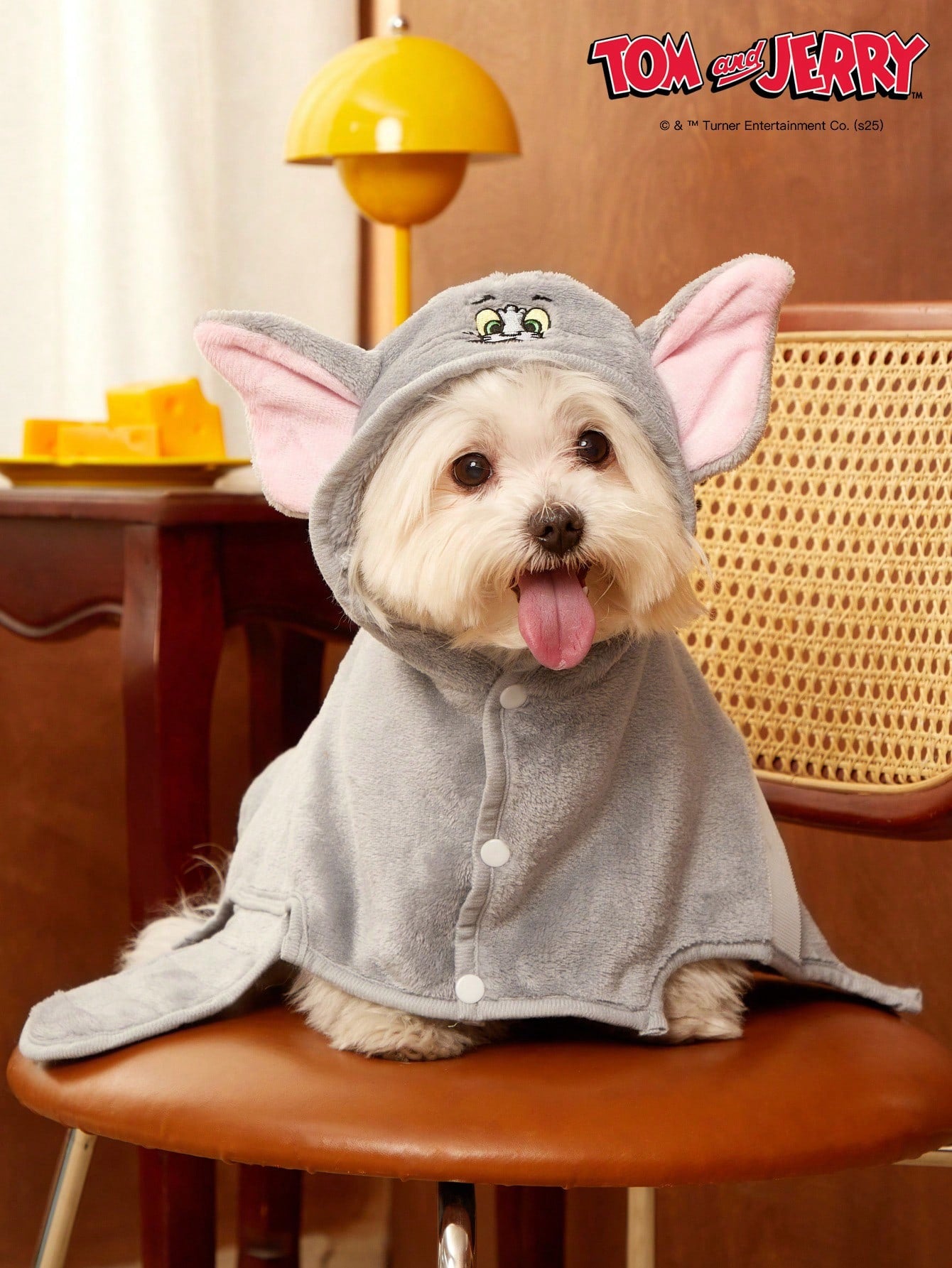TOM & JERRY Embroidered Cat Face Plush Hooded Pet Bathrobe – Soft, Absorbent & Comfortable