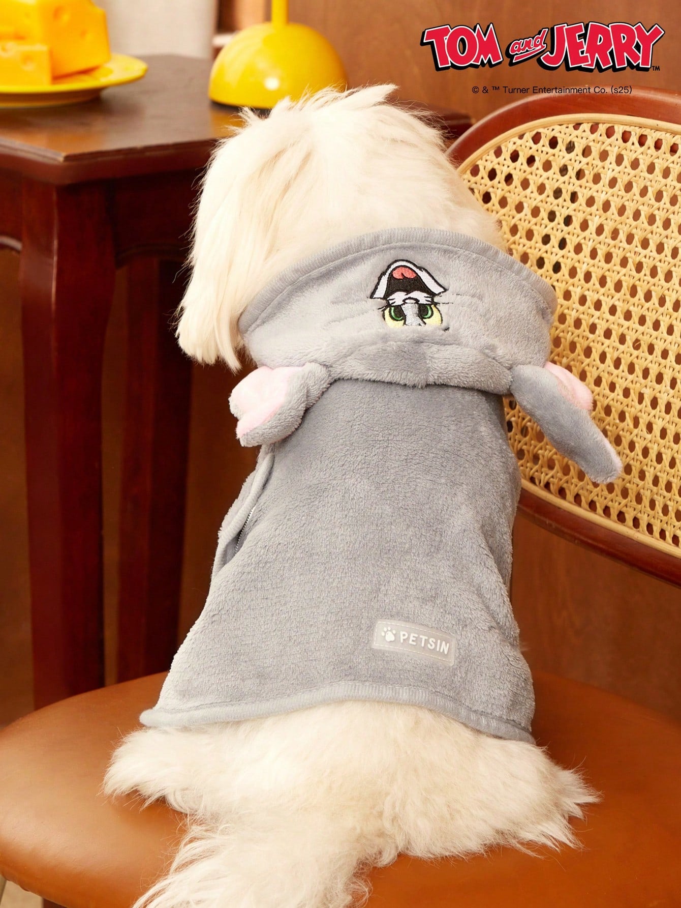 TOM & JERRY Embroidered Cat Face Plush Hooded Pet Bathrobe – Soft, Absorbent & Comfortable