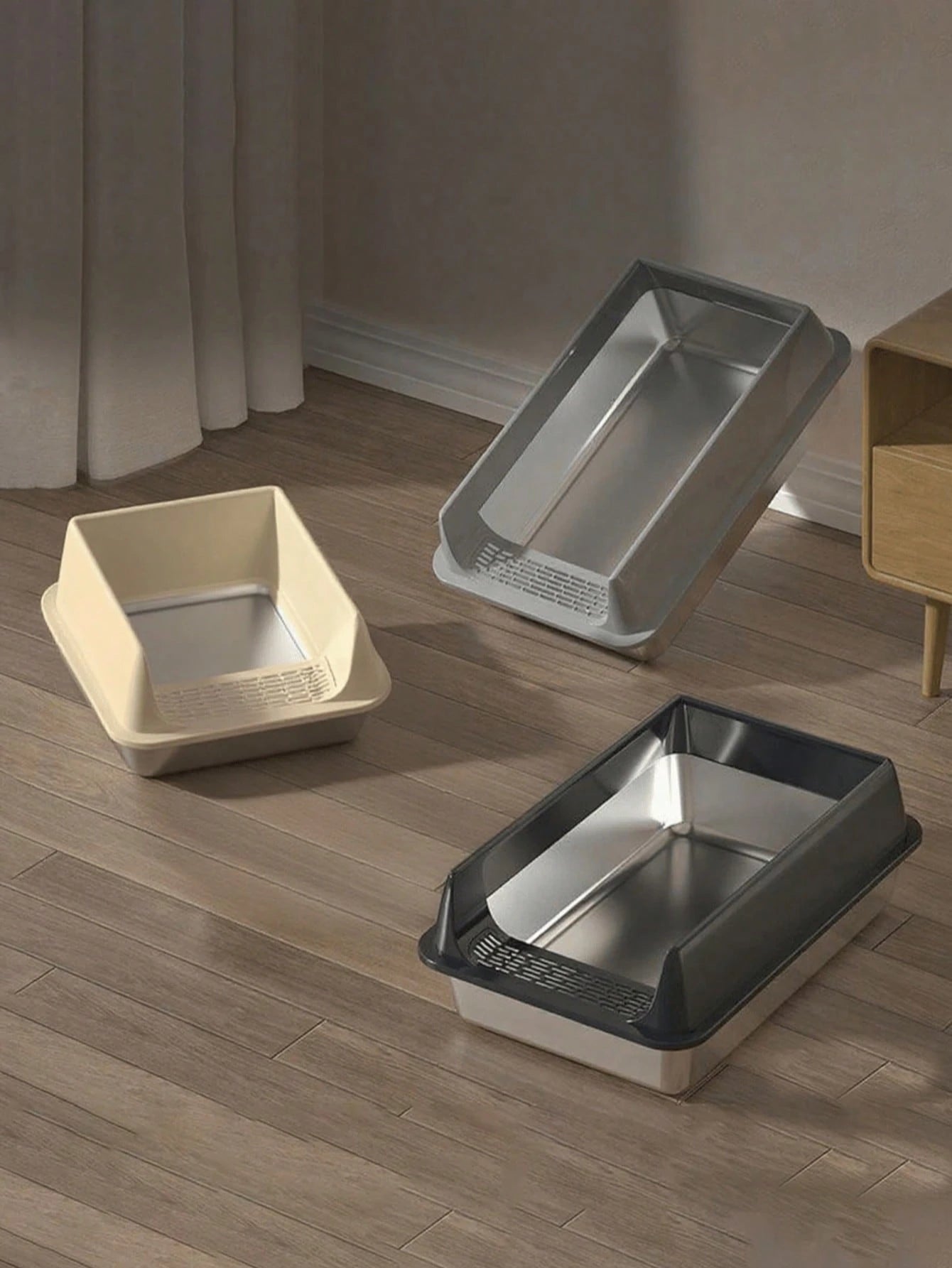 Stainless Steel Semi-Enclosed Cat Litter Box with Scoop