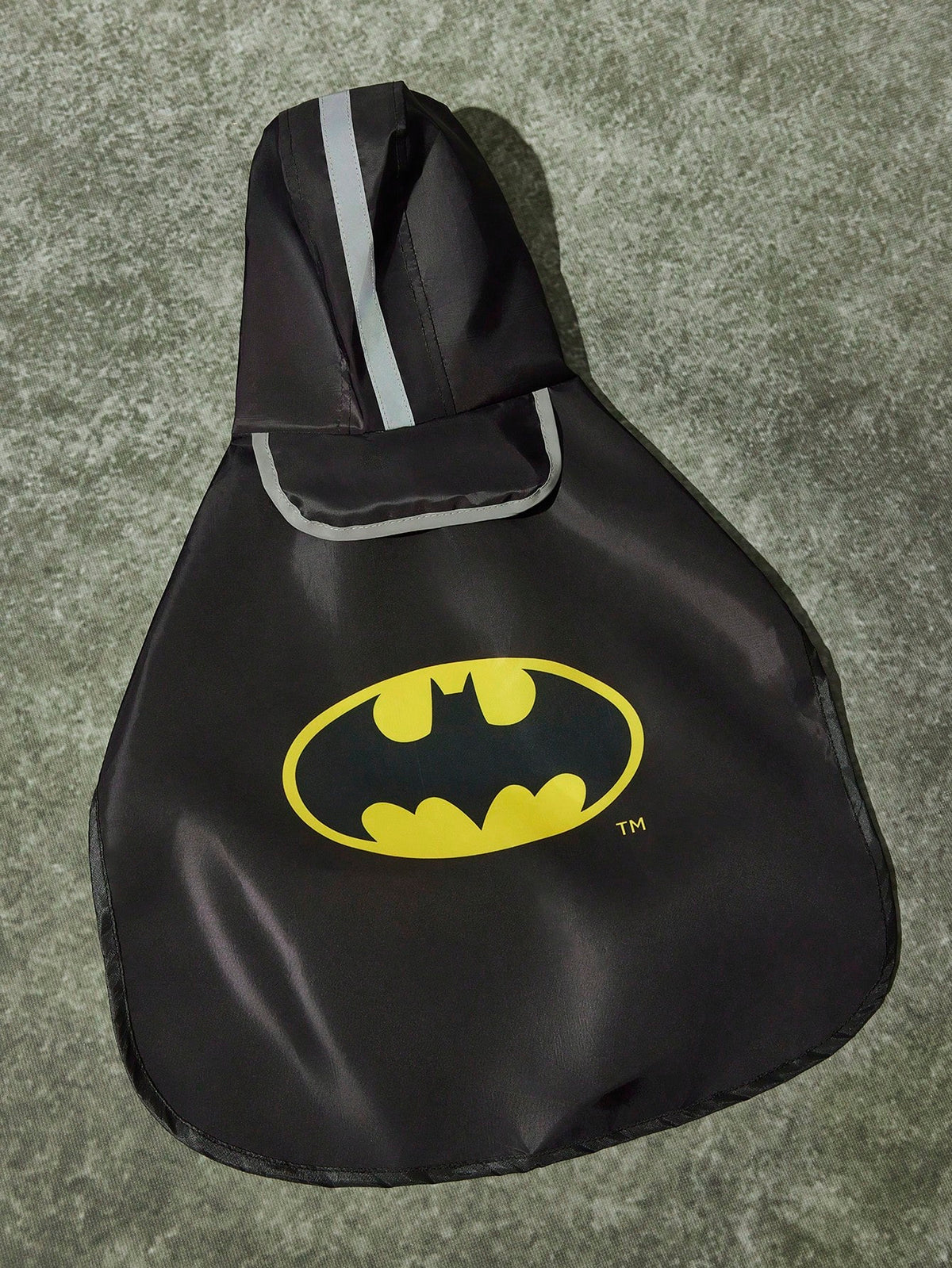 Batman x PETSIN Dog Raincoat – Waterproof Full-Body Rain Jacket for Dogs & Cats