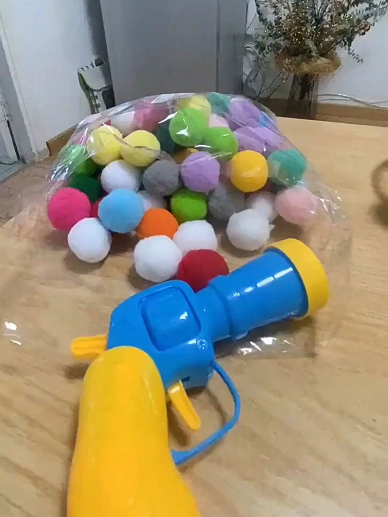 Interactive Cat Ball Launcher Set with Plush Balls | Indoor Cat Toy