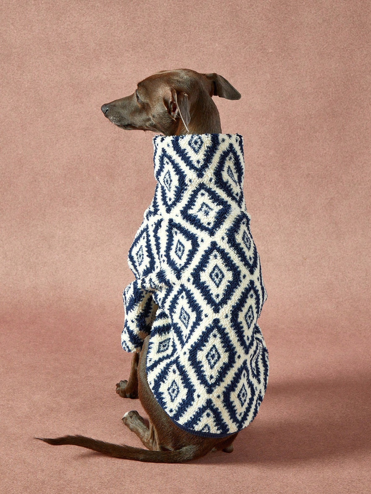 Geometric Pattern Dog Sweatshirt – Warm Plush High-Neck Pet Sweater