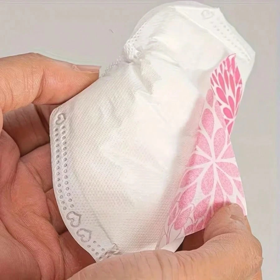 Disposable Female Dog Diapers | Leak-Proof Absorbent Heat Diapers (Pack of 30)