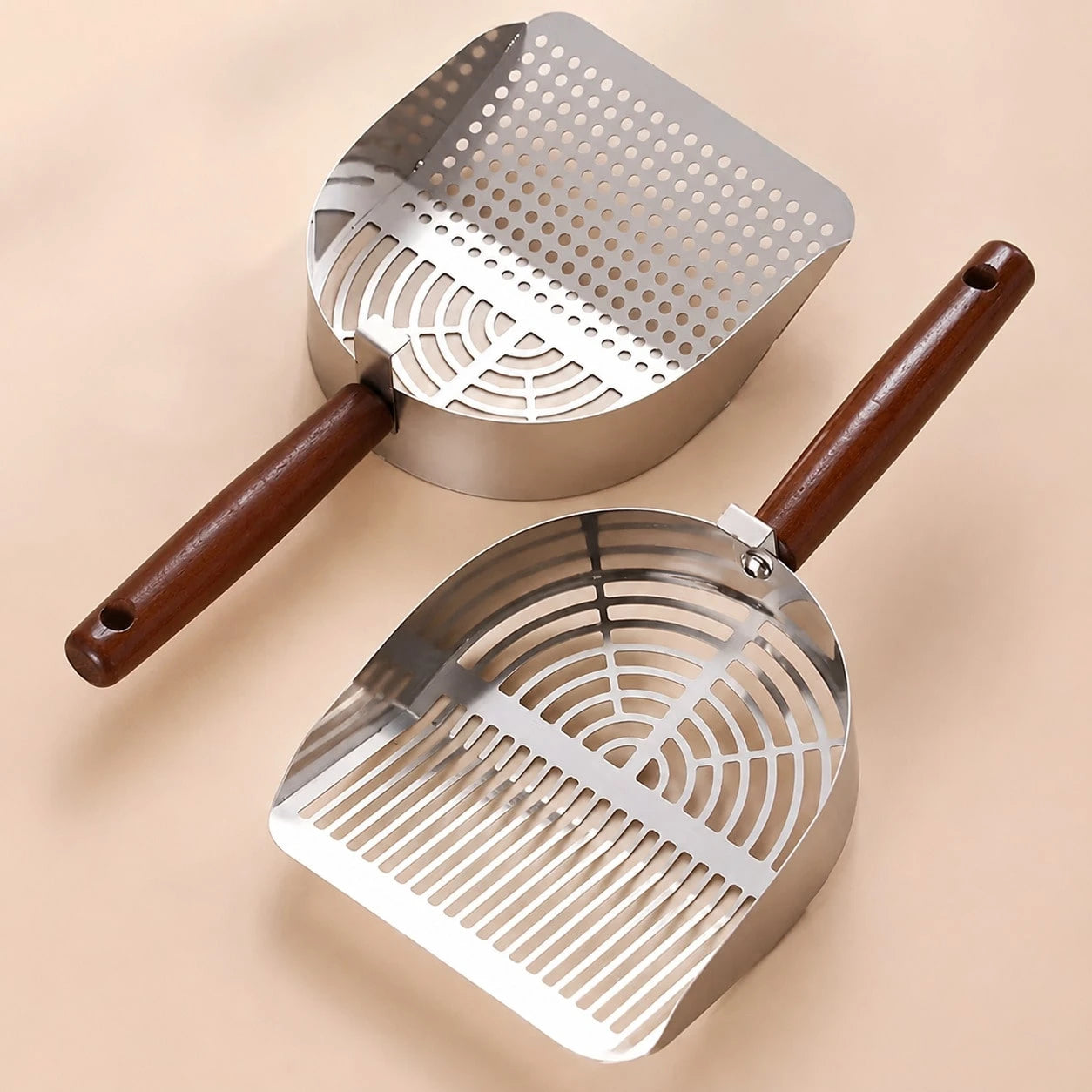 Stainless Steel Cat Litter Scoop with Wooden Handle – Deep Bucket Sieve, Anti‑Stick & Anti‑Rust Pet Cleaning Tool