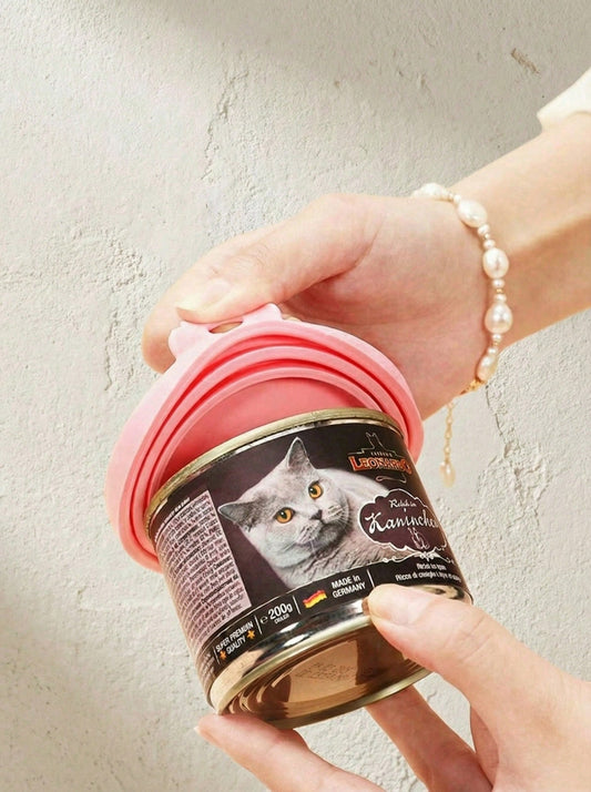 Silicone Pet Food Can Cover | Reusable Airtight Lid for Dog & Cat Food Cans (1 lid + 1 spoon)