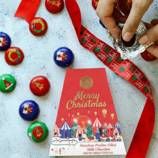 ELIT Merry Christmas Hazelnut Pralines Filled with Milk Chocolate